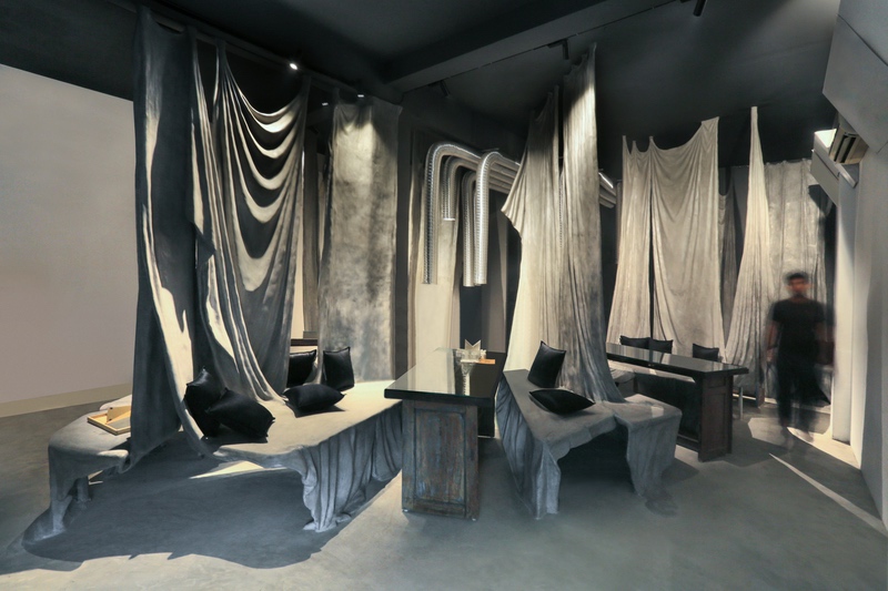 Experimenting With Cloth and Concrete, Tease Me Cafe, Kerala - Design