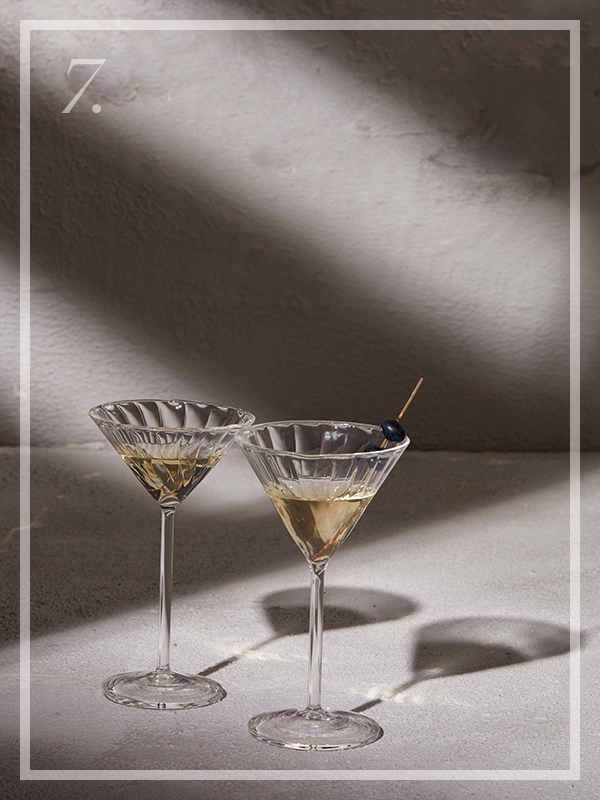 Luxury-Fluted-Glassware-Ikai-Asai-Elan-Cocktail-Glass-Design-Pataki