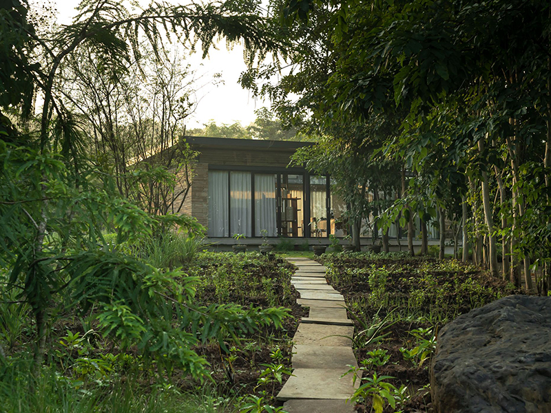 3-Eco-Friendly-Retreats-India-Sustainable-Luxury-Design-Pataki