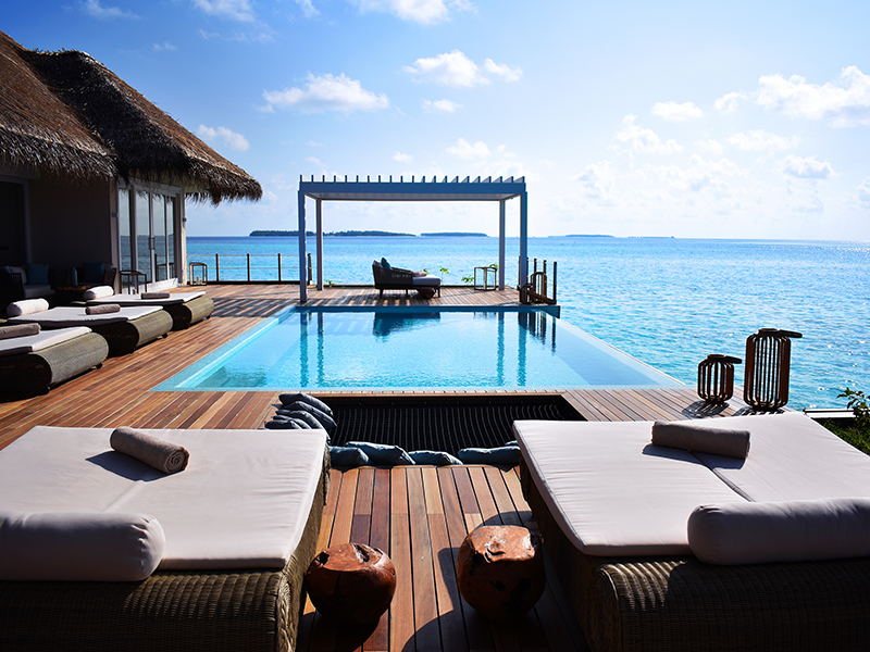 Baglioni-Resort-Maldives-Tropical-Spirit-Italian-Luxury-Design-Pataki