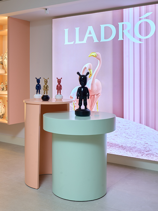 Lladró’s-New-Flagship-Store-Delhi-Design-Pataki