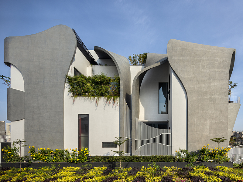 Sculptural-Concrete-Ribbon-Façade-Punjab-India-Design-Pataki