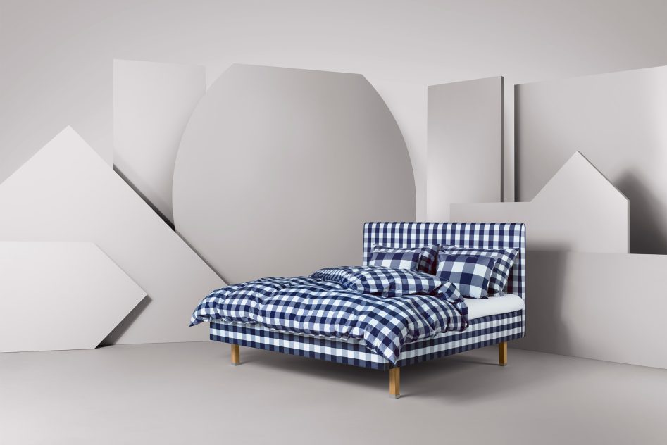 Hastens Bed