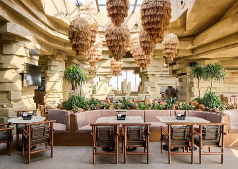 Pune’s culinary scene combines traditional Indian cuisines and contemporary global dishes. DP picks 5 new restaurants in Pune for an experimental palate and visual treats.