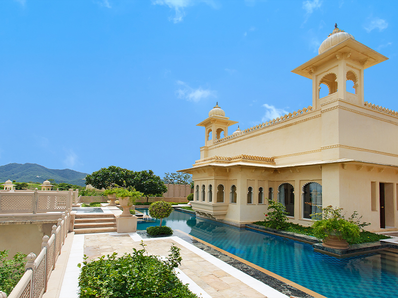 The chhatris are a quintessential character in the Rajasthani architecture. (Image Credits: Courtesy of Oberoi Udaivilas)