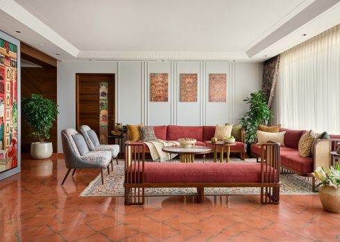 Pichwai Panels and Thikri Mirrors Bring Indian Heritage Inside This Contemporary Mumbai Home