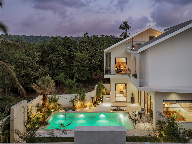 The villas by Studio TreeSpace feature meticulous openings that ensure cross ventilation. (Image Credits: Yadnyesh Joshi and Nikhil Paliwal)