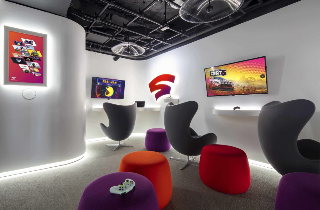 The Google Store (2021) in Chelsea, designed by Suchi Reddy, transforms tech retail into a sensory sanctuary shaped by neuroaesthetics and wonder. (Image Credits: Paul Warchol)