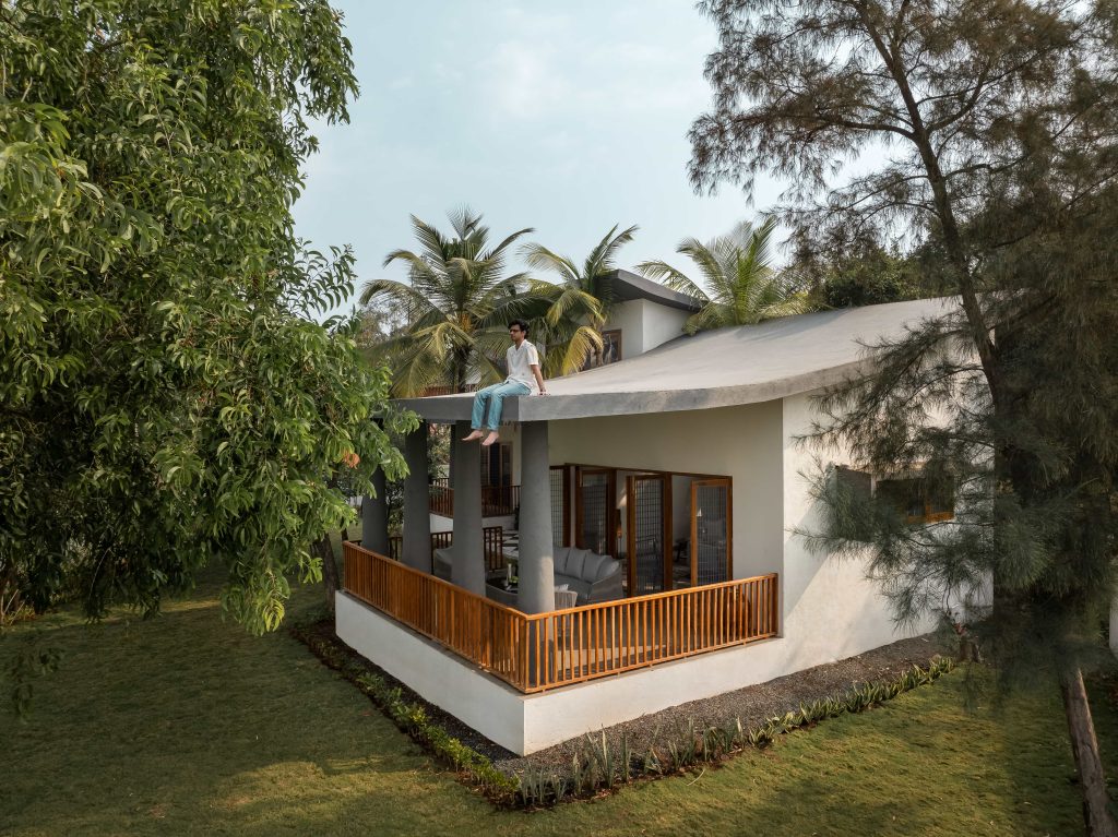 The roof is designed to be fully walkable, creating a peaceful terrace that invites relaxation and connection with nature. (Image Credits: Ekansh Goel)
