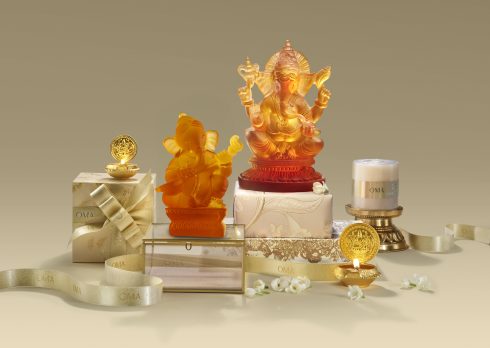 As Ganesha graces our homes with wisdom and good fortune, celebrate his presence with loved ones through exquisite home decor gifts that carry tradition, artistry and timeless value.