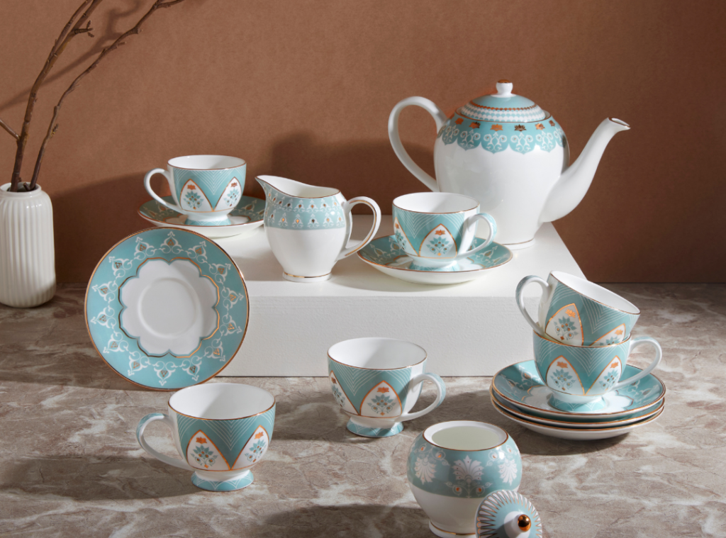 Regal Romance Tea Set. Price - ₹5,999 (Image Credits: India Circus) 