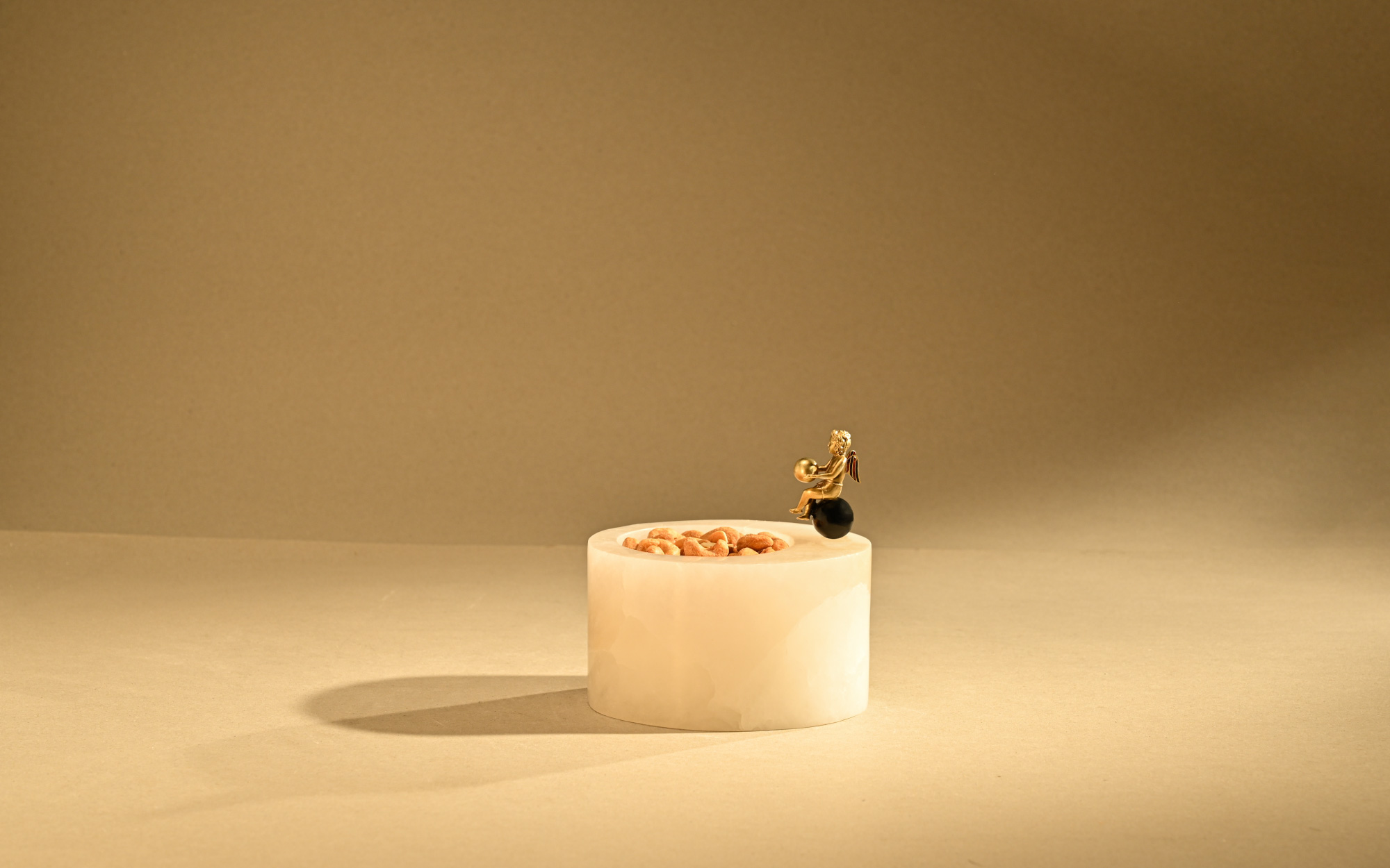 Ad Astra Aperitivo Bowl By Ira Udaipur. Price – ₹ 11,000. (Image Credits: The House of Things)