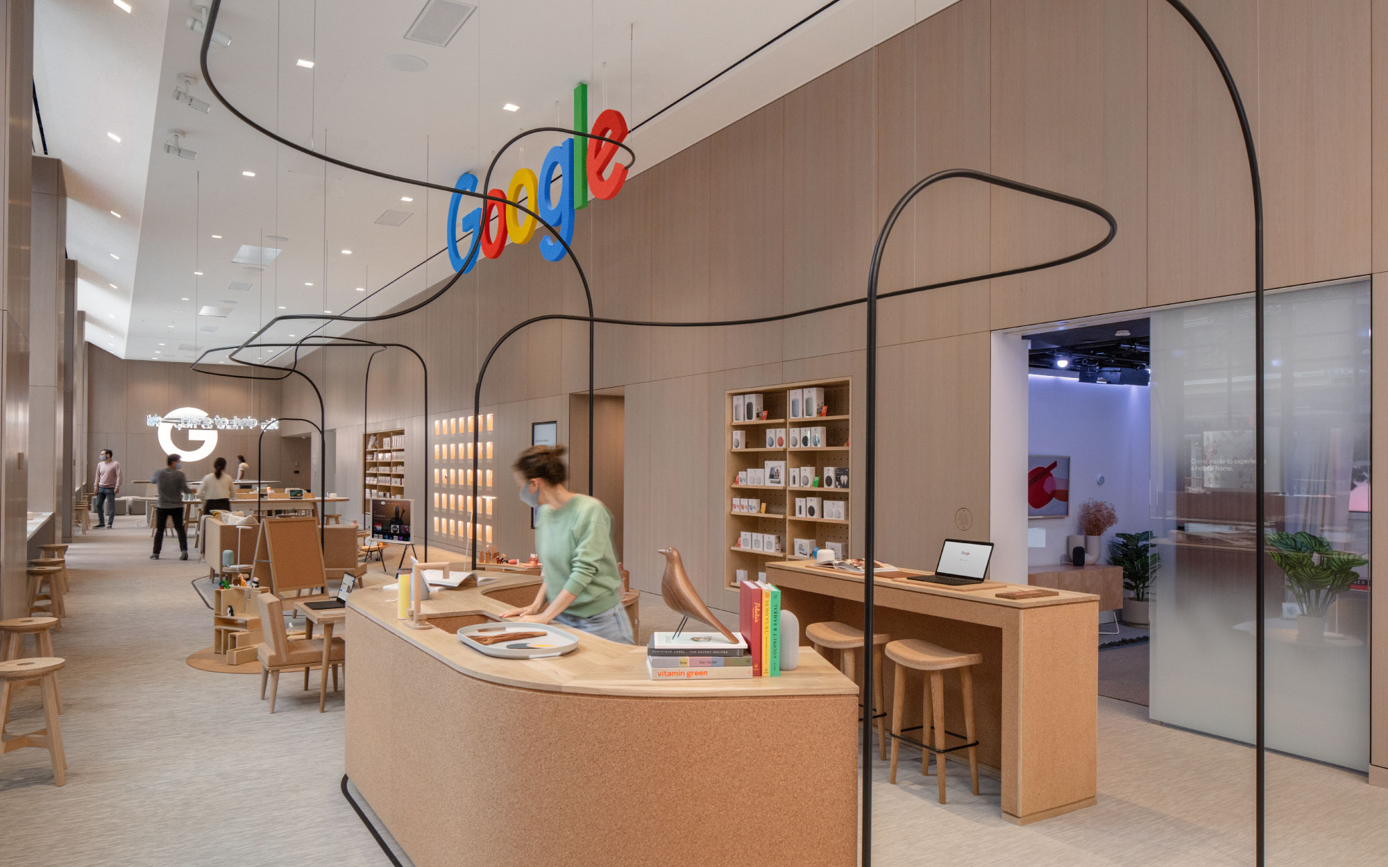 Google’s first-ever physical retail store in Chelsea, Manhattan, is built on the core principles of neuroaesthetics. (Image Credits: Paul Warchol)