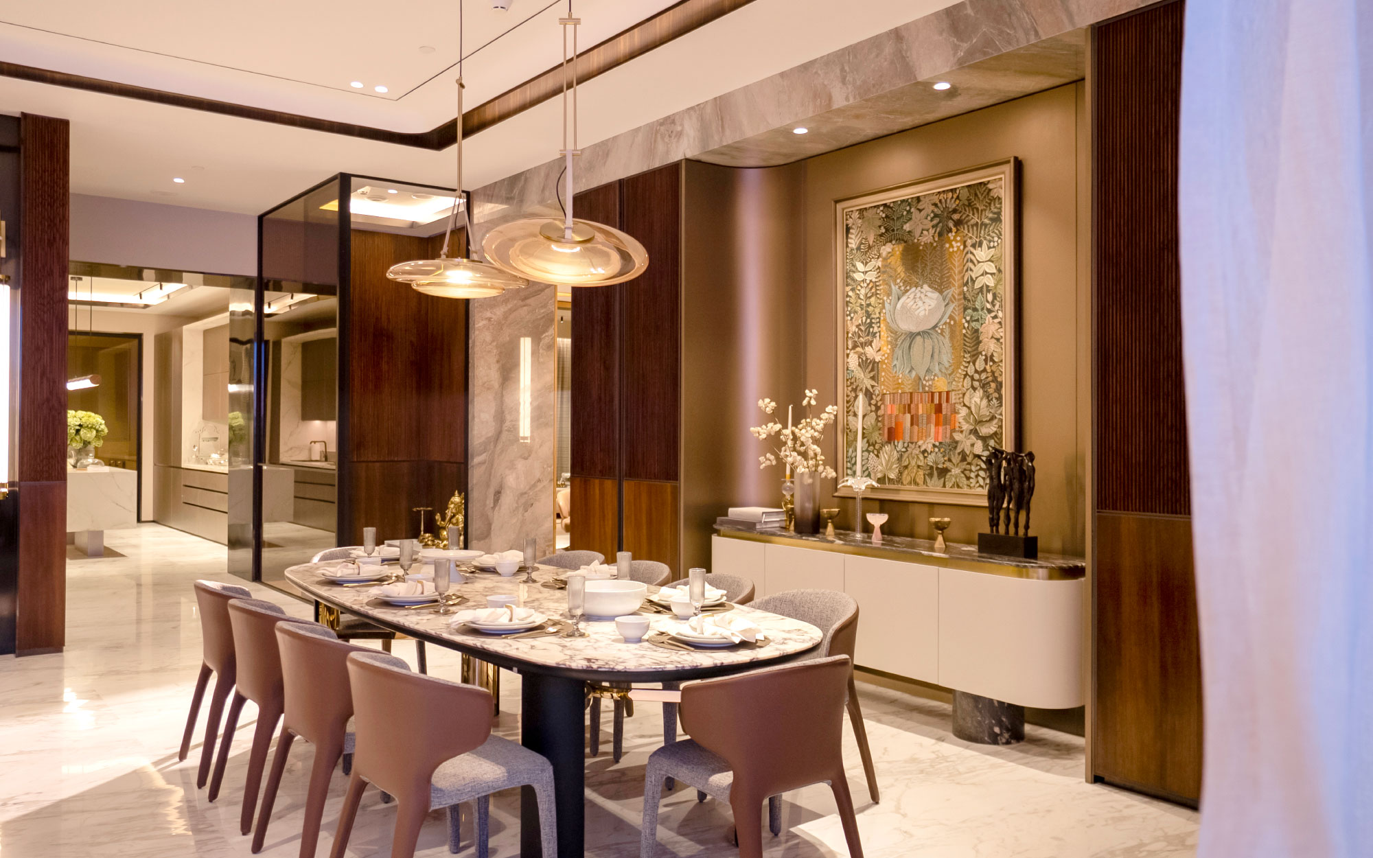 The customisable layout that accommodates memories and collectible design pieces curated from around the world. (Image Credits: Kalpataru Limited)