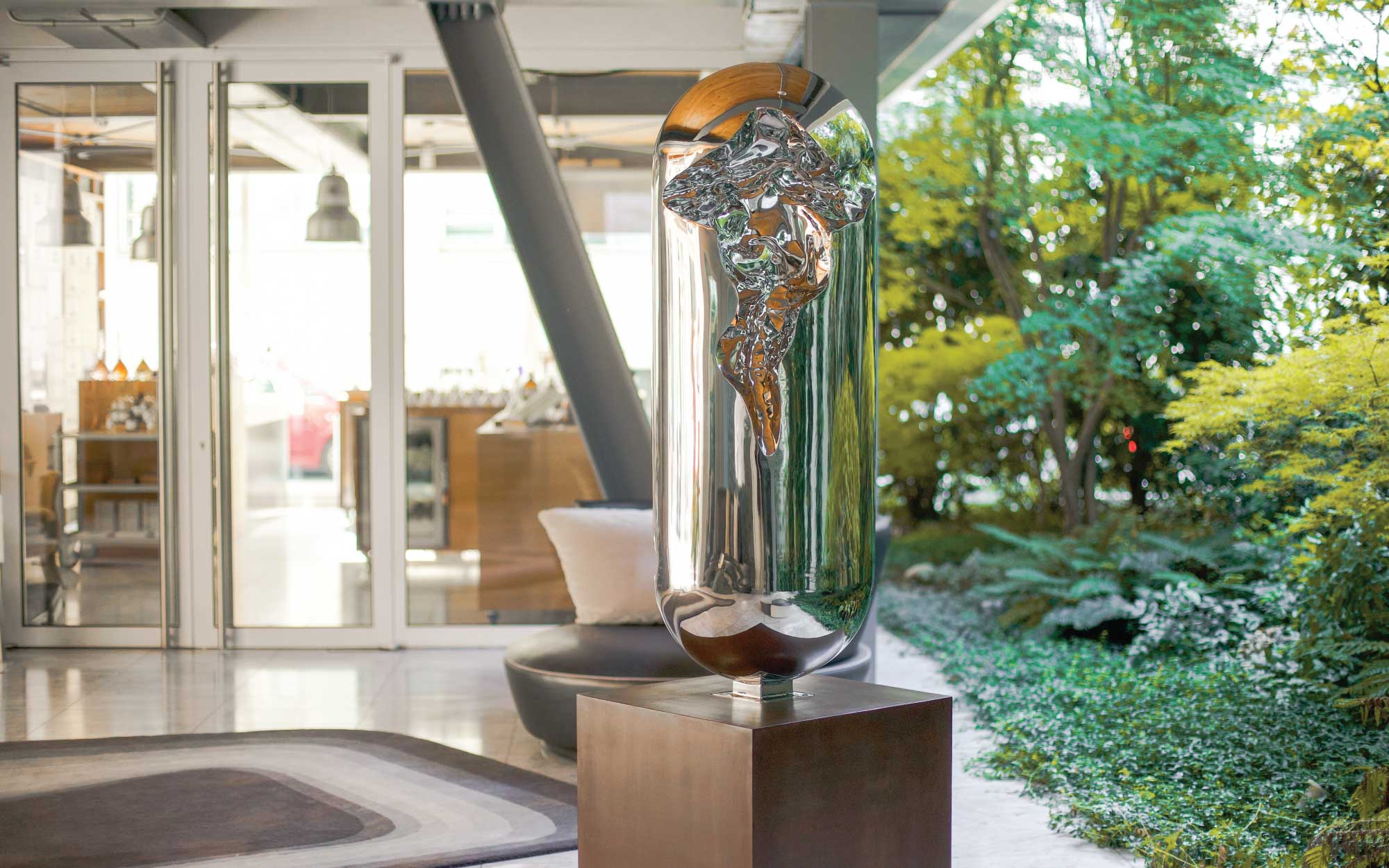 Artist Helidon Xhixha, sculptural work, ‘Capsula’ brings light and movement to space that transforms metal into emotion. ( Image Credit: Magna Pars, l’Hotel à Parfum) 