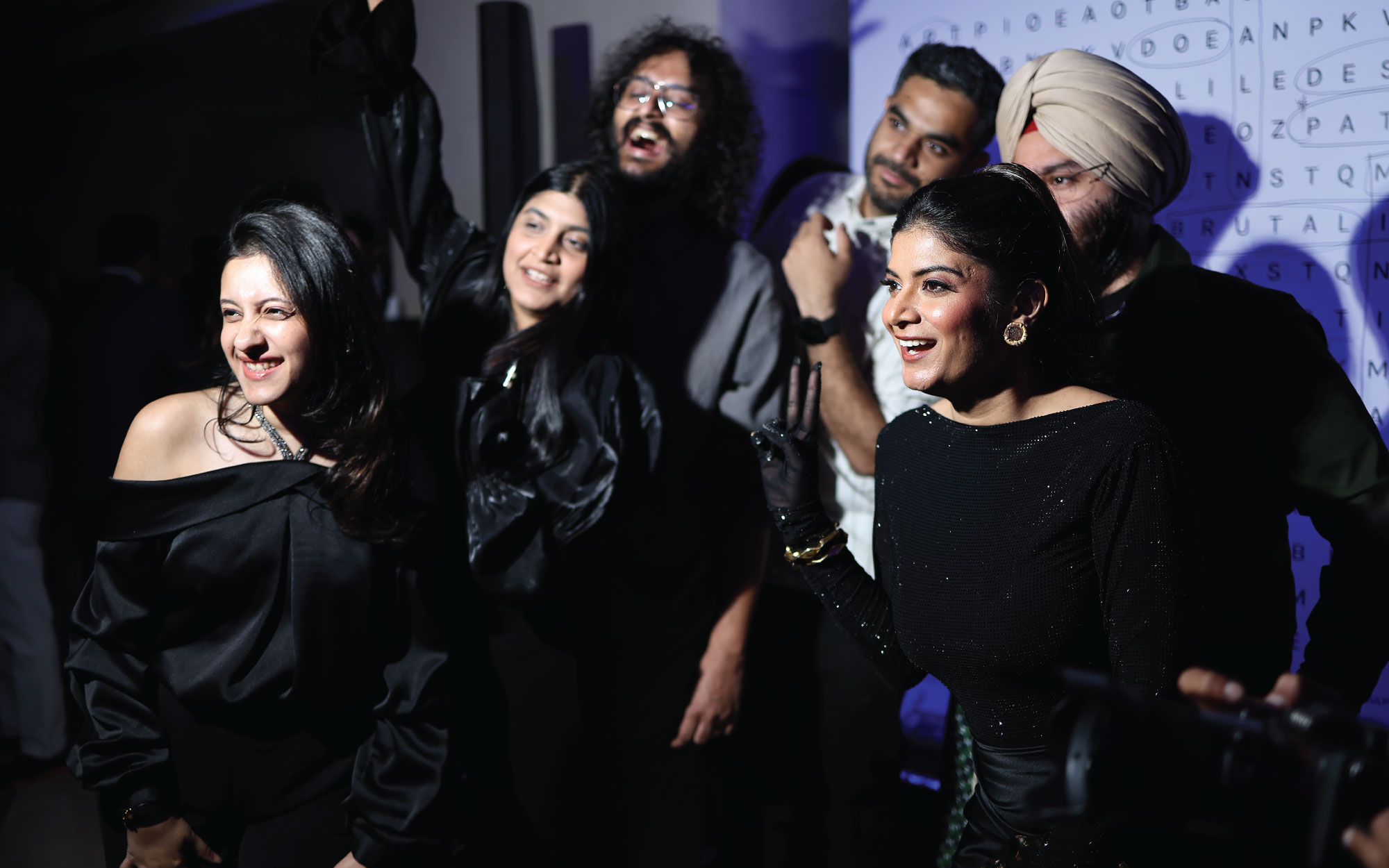 A candid moment with Esha Gupta at the KONE photo-op during the Design Salon soirée. (Image Credits: Design Pataki) 