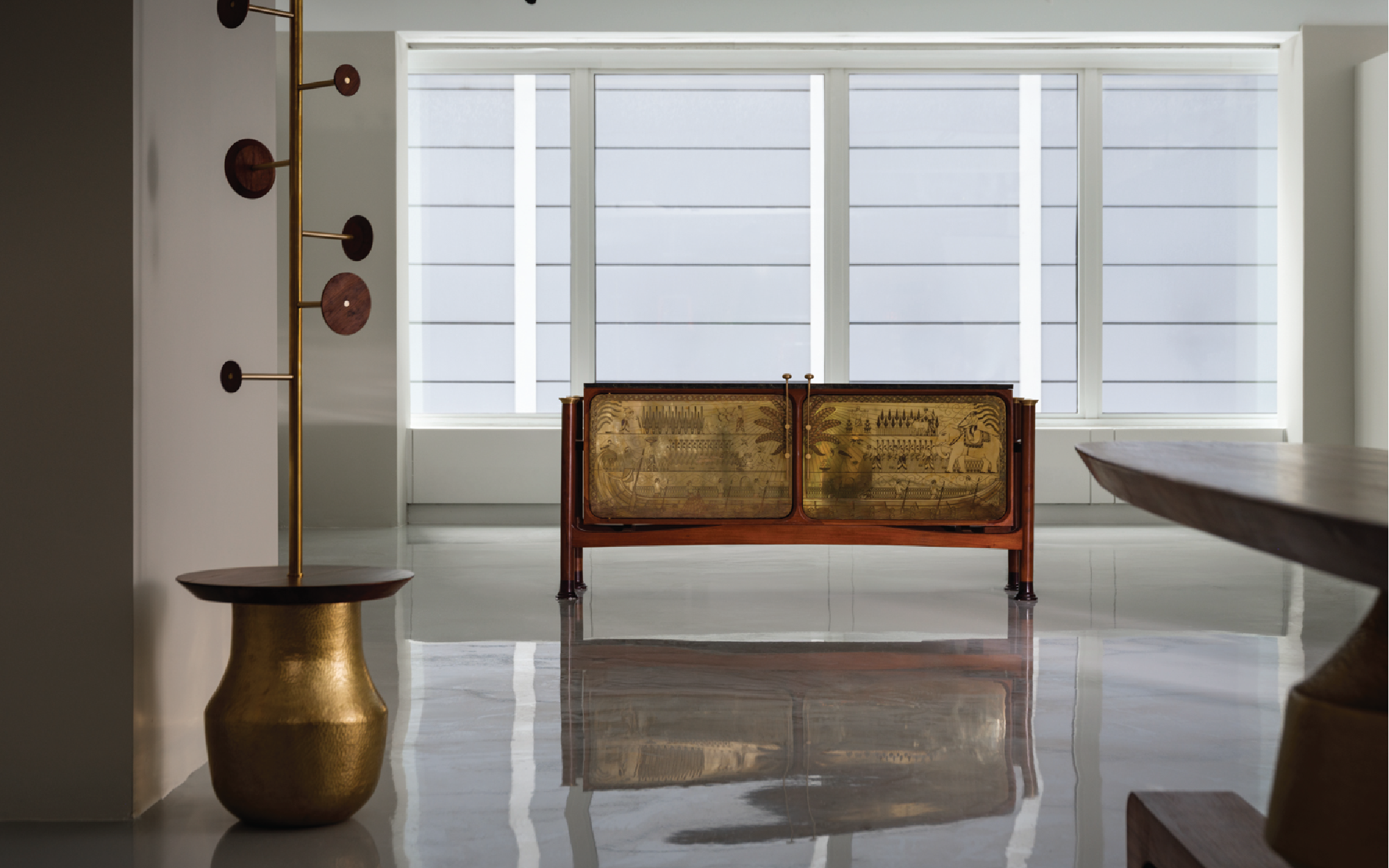 Left:  ‘Lota Coat Stand,’ by Rebecca Ruben for Rhizome. Right: ‘The Native Console Table’ by Vipin Joe for Chacko. (Image Credits: Joe Kramm for House of Santal)
