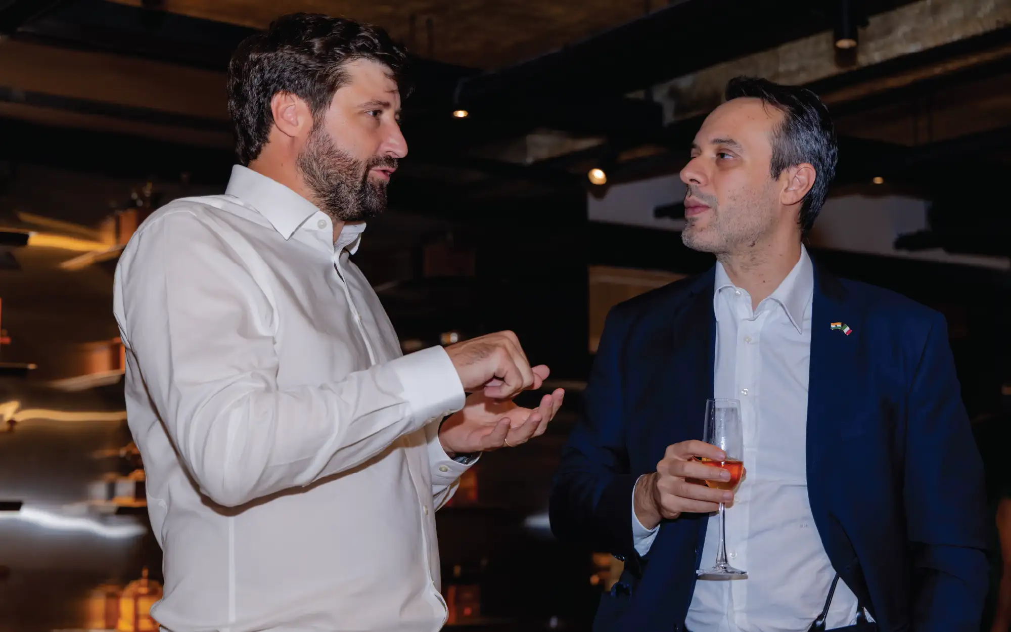 A moment of thoughtful exchange between Rino Snaidero and Giandomenico Milano, Consul General of Italy in Bengaluru, celebrating a shared passion for timeless Italian design and craftsmanship. (Image Credits: Create Studio)
